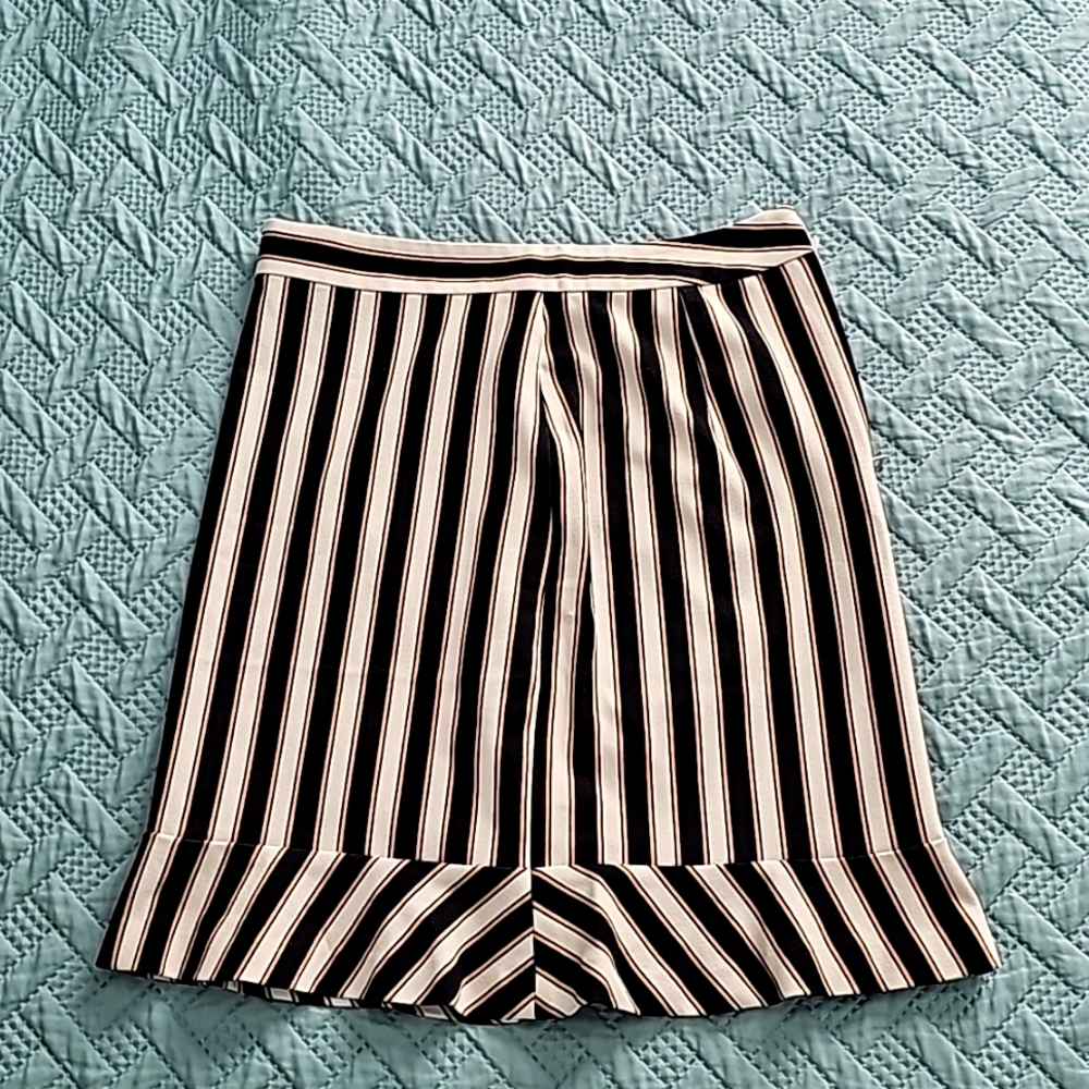 ANN TAYLOR